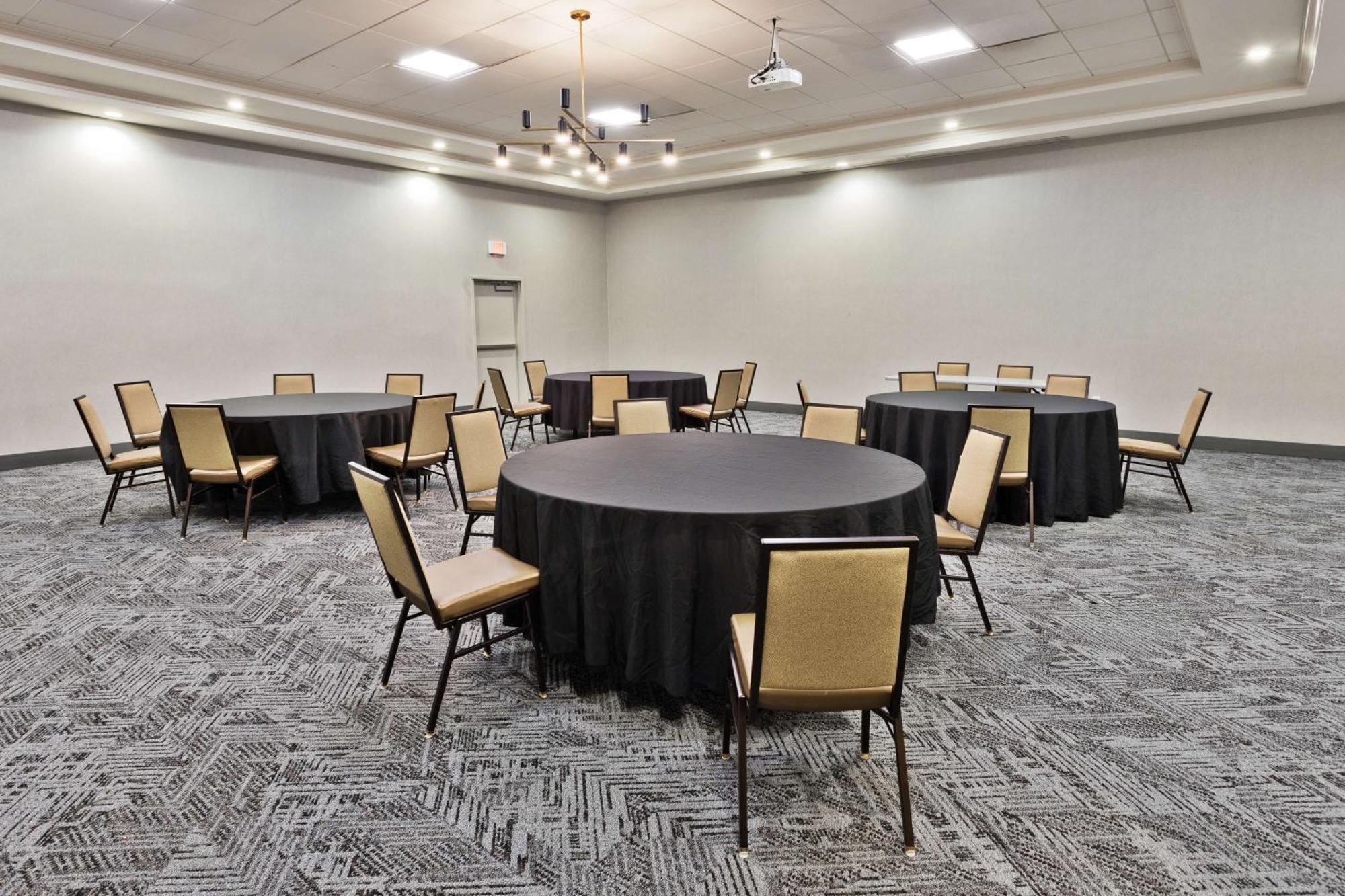 Hilton Garden Inn Montgomery - Eastchase Exterior photo